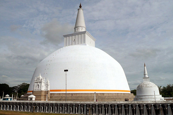 Ruwanwelisaya Great Stupa
