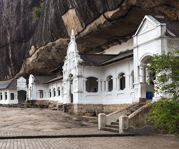dambulla-cave-temple